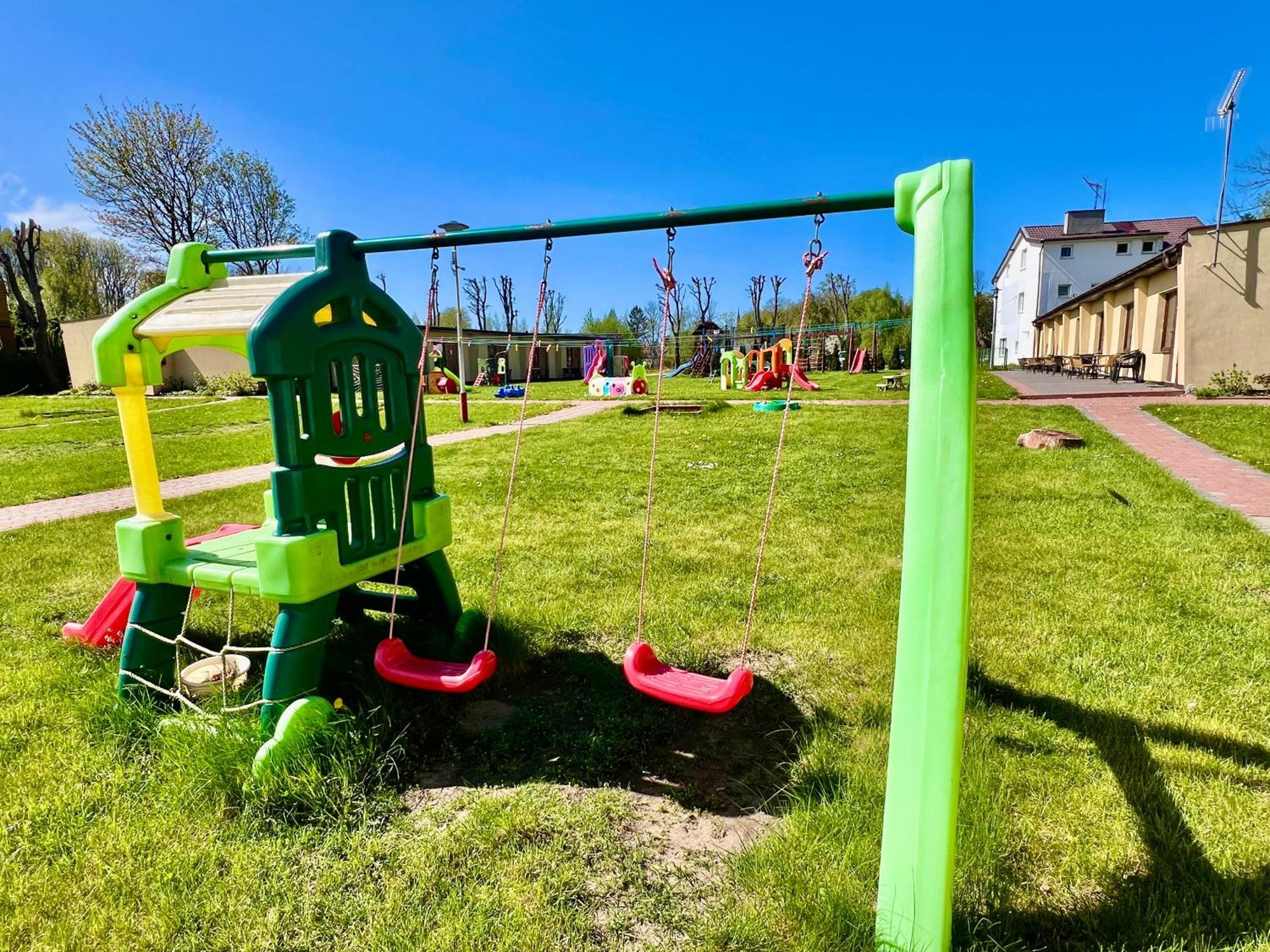Osrodek Rodzinny "Pod Wydmami" Przy Plazy , Plac Zabaw , Rowery Sarbinowo Exterior foto