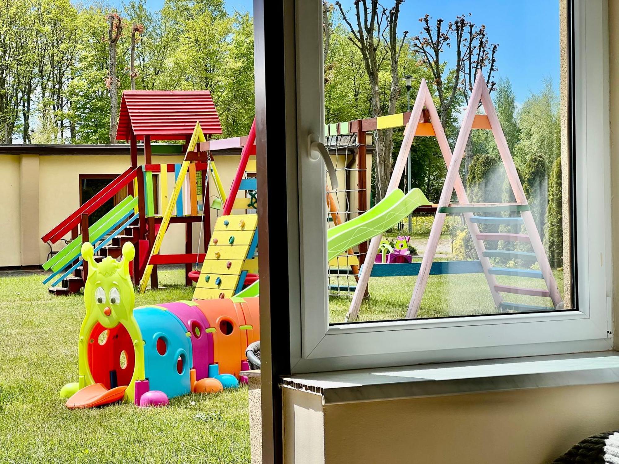Osrodek Rodzinny "Pod Wydmami" Przy Plazy , Plac Zabaw , Rowery Sarbinowo Exterior foto